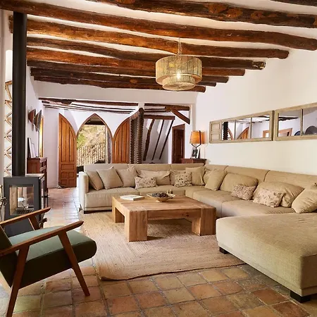 Molino De La Farraga, Villa
